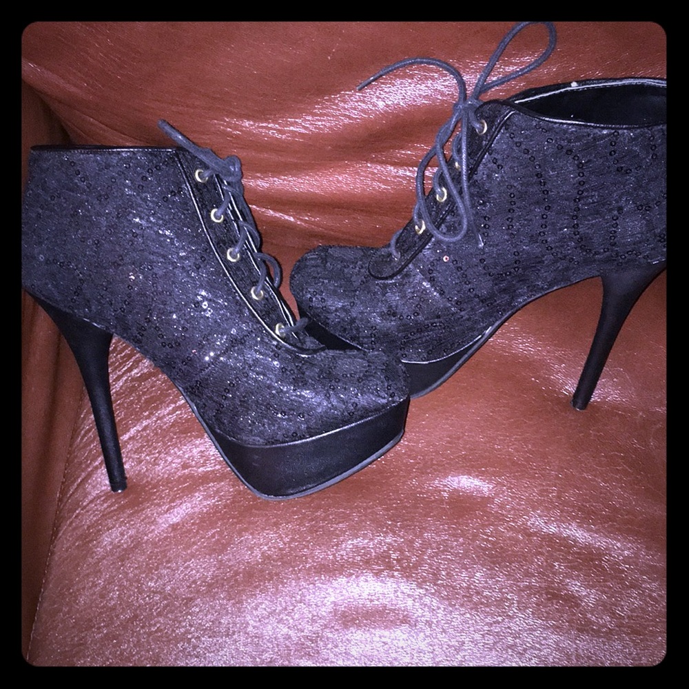 BAMBOO Heels